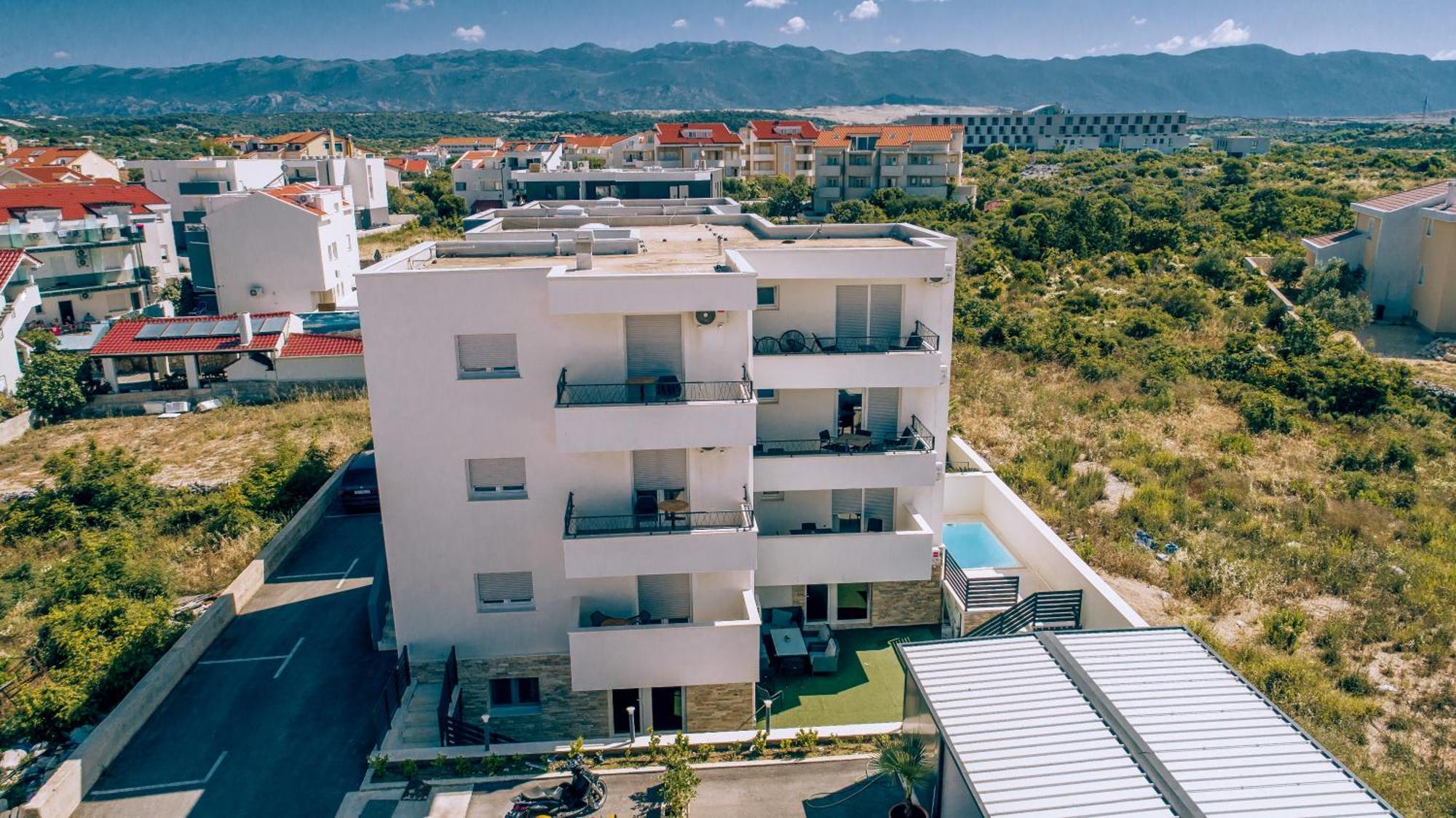 Apartment Bella ノヴァリャ エクステリア 写真