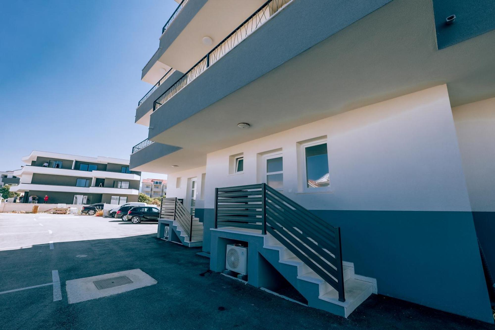 Apartment Bella ノヴァリャ エクステリア 写真